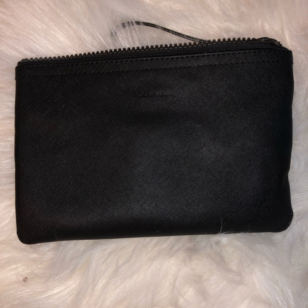 Lululemon pouch